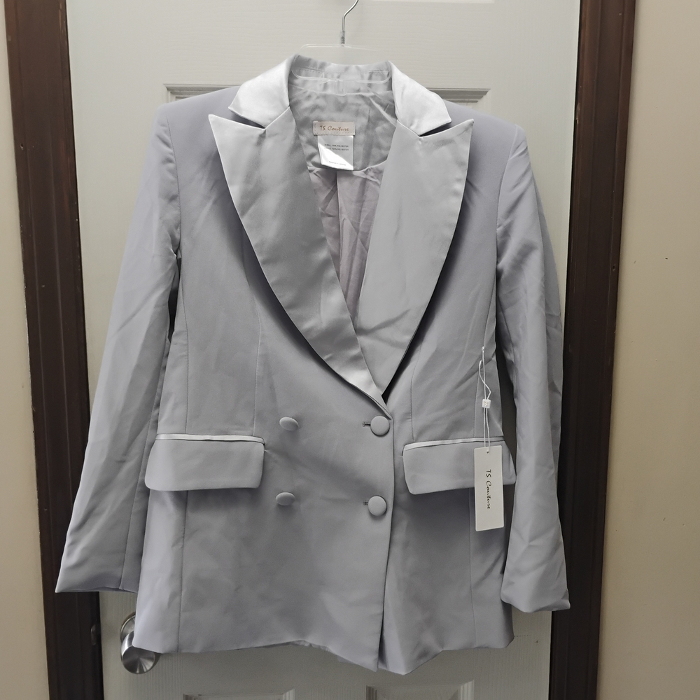 Stylish Women's Blazer in Light Gray